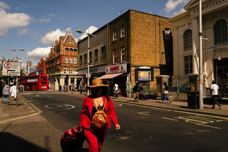 “Scorching Summer: Understanding the UK’s Latest Heatwave and How to Beat the Heat”
